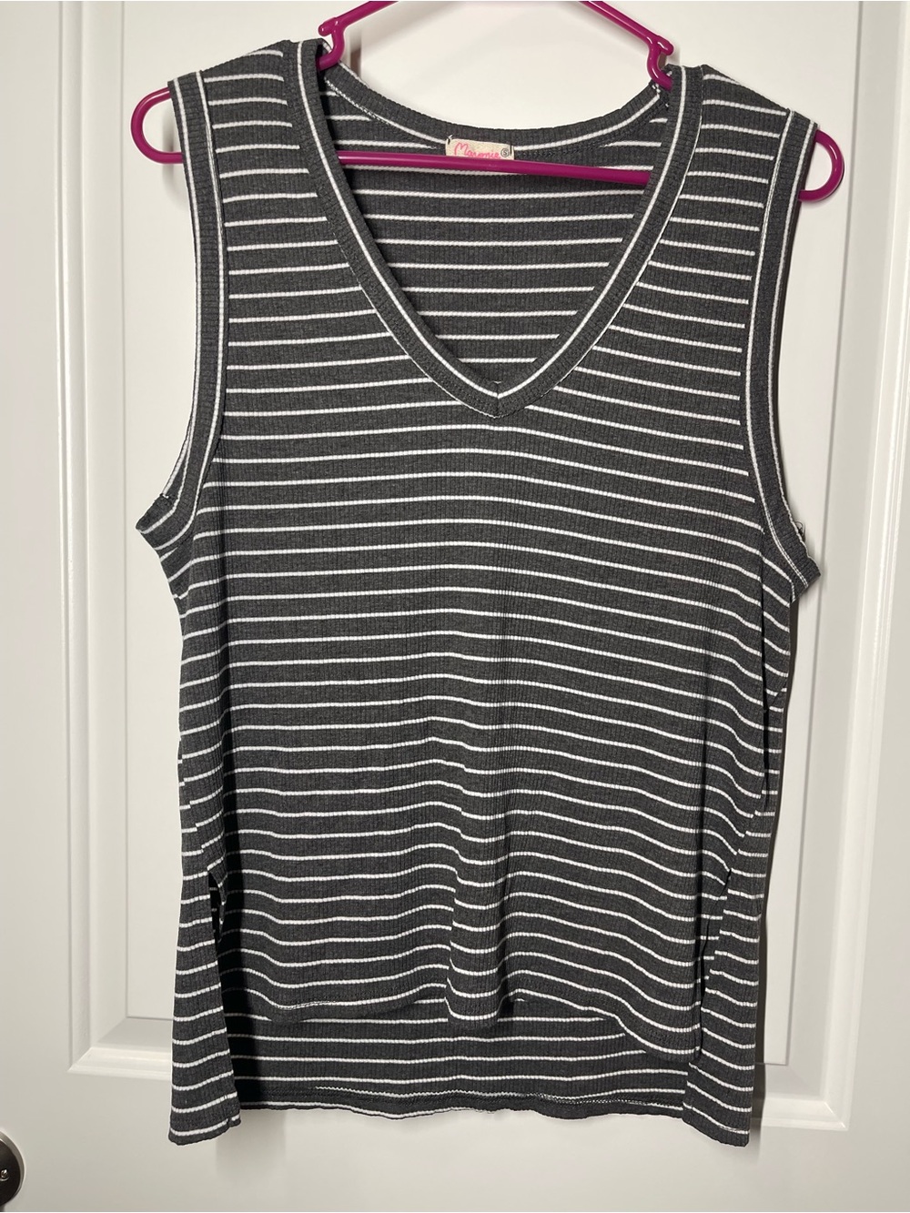 Maronie Gray White Striped Ribbed Lounge Pajama Set 2pc Tank Shorts Size Small - Picture 14 of 16